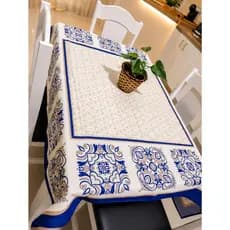 Toalha de Mesa Quadrada pra mesa 4 Cadeiras Linhão 1,40x1,40m Estampada com Bainhas nas Bordas