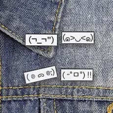 Texto Japonês Emoticon Saco Esmalte Broche Moda Acessórios De Roupas Mochila Crachá Jóias Presente