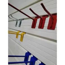 PAINEL SLATWALL CANALETADO EM PVC FACIL MONTAGEM