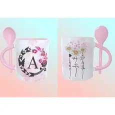 Caneca Porcelana com Colher Alça e Interior Colorido Personalizada Alfabeto (vários temas)