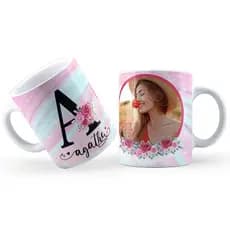 Caneca Porcelana Personalizada Alfabeto Floral com Foto + Caixinha de Presente