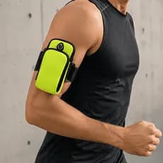 Braçadeira Porta Celular Esportiva Fitness Ajustável Para Corrida Academia Caminhada Com Saída Para Fone