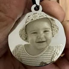 Colar Pingente Tag Personalizado Foto Gravação a Laser Namorado Casal Família Presente Pai Pet
