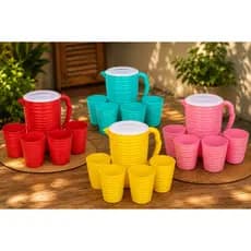 Jogo De Jarra Colorida 1,8l + 4 Copos 300ml Ondulados Plástico Jarra Servir Bebidas Copos Plasticos