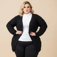 Cardigan alongado plus size em tricô-Quentinho, elegante e confortável. Veste do 46 ao 54. Envio imediato.Preto