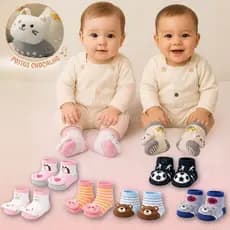 Kit 12, 6 ou 3 Pares de Meias para Bebê Menino ou Menina com Chocalho e Pelúcia Antiderrapante Macia e Confortável 0-24