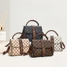 Bolsas feminina Media com Alça Transversal Ideal Para Uso em Dia e Dia Trabalho Passeio Viagem Novo Modelo