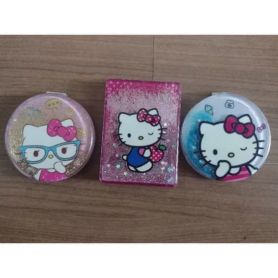 Espelho de bolso Hello Kitty dobrável