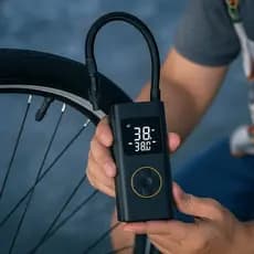 inflador bomba de ar digital portátil recarregável preta com luz compacta multifuncional pneus bolas
