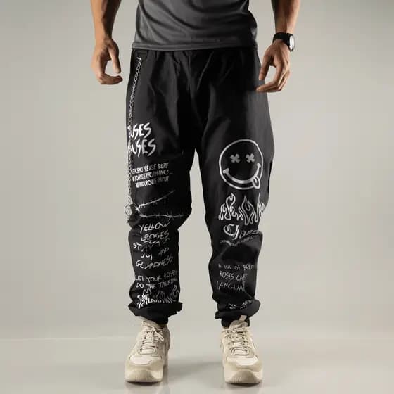 Calça Gringa Estampada Preta Jogger com punho Larga Rapper Trapper Corta Vento 100% poliester