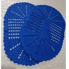 Tapete Crochê Oval o Par (2 peças) Cor Azul Bic. Tapete Crochê Artesanal
