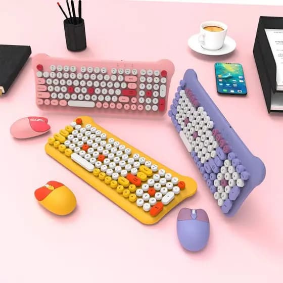 kit Teclado e Mouse Colorido Bonito Desenho animado Conexão Sem Fio de 2,4 Ghz para Laptop