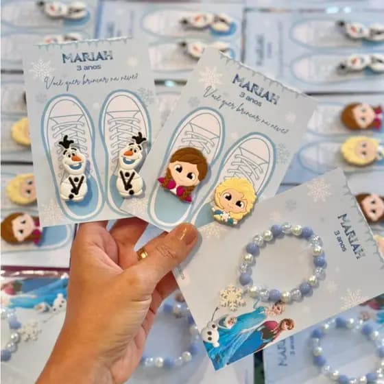 30 LEMBRACINHAS DE ANIVERSÁRIO FROZEN - Apliques de tênis personalizados FROZEN - Elsa, Anna e Olaf