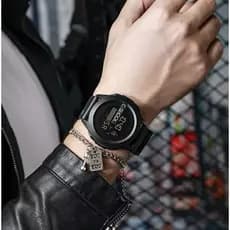 Relógio digital masculino C-SHOCK, esportivo e à prova d'água.