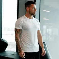Camiseta Masculina Dry Fit Premium Respirável Secagem Rápida Treino Corrida Academia