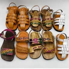 Sandalias Infantil de Couro Promoção Confortaveis 23 a 33 Varios Modelos Disponiveis