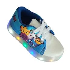 Tenis Infantil LED Menina Menino Com Luzinha personagens confortavel