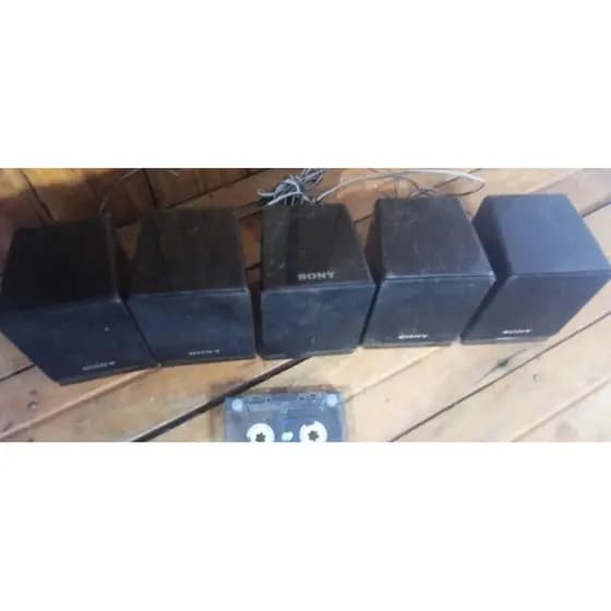 5 caixinhas de som Sony antiga ss-ts121 usada