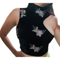 Blusa Cropped Lais Veludo Gola alta flor bordada  croped aveludado com bordado