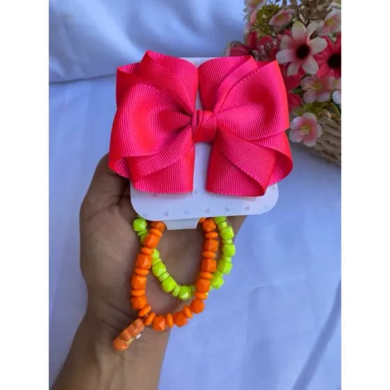 kit laço Milena e duas pulseiras para meninas