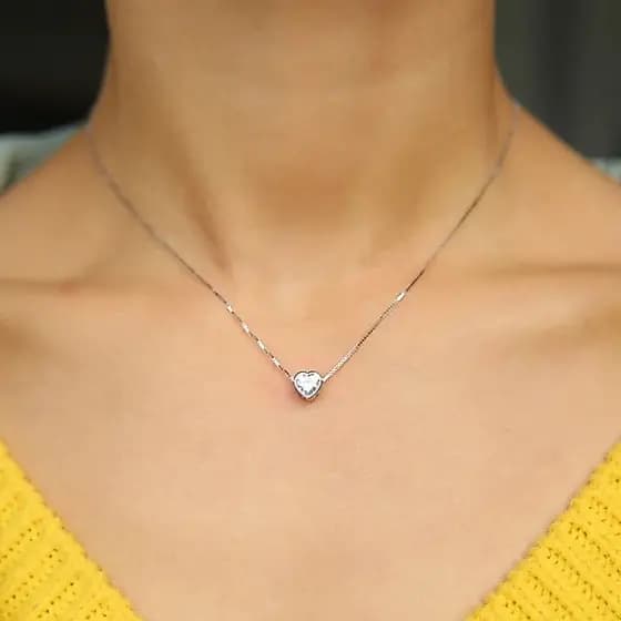 Colar Choker coração Ponto De Luz Folheado a Prata 925