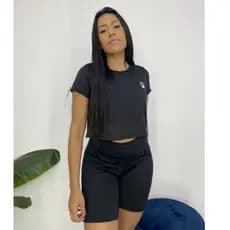 Blusa Cropped KIT 03 unidades Camisa Dry Fit Furadinha para Treino Academia