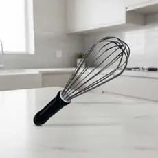 Batedor Fouet Manual Preto 25cm Inox Resistente Mixer Ovo Creme Cozinha