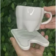Xícara dente branco com pires de porcelana 200ml