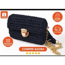 Bolsa de clutch em crochê de fio de malha premium.