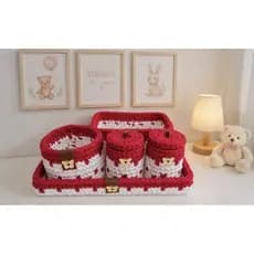 Kit higiene bebê feito em crochê com 5 peças.Kit maternidade feito em croche fio de malha.