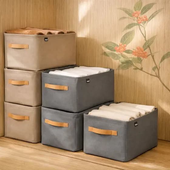 Caixa Organizadora Dobrável de Guarda-Roupa em TNT 42 x 28 x 25 cm Dobrável de Guarda-Roupa