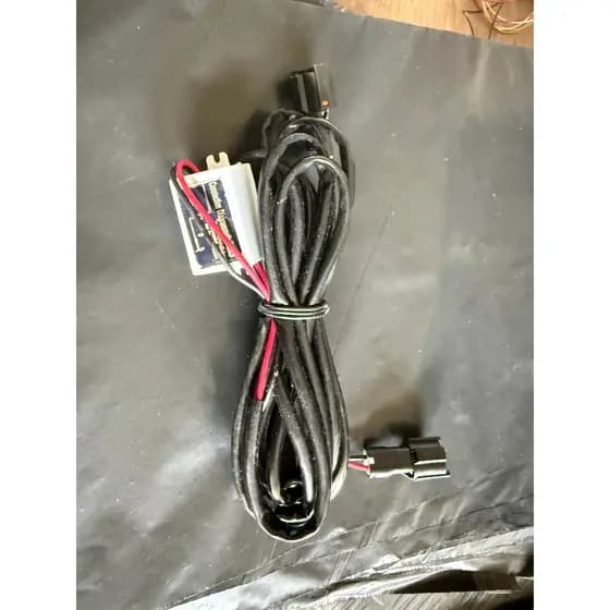CHICOTE PARA MOLDURA DRL FAROL DE MILHA FOX 2010/2014 ZAPOS