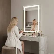 Espelho Retangular Canto Reto com LED 3 cores, Botão Touch e Fonte Slim-Modelo Jateado Decorativo