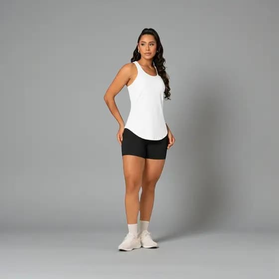 Regata Feminina Dry Fit Camiseta Tapa Bumbum de Academia Moda Fitness Blusa Treino Fresquinha Cavada