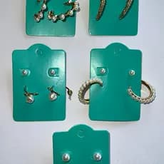 5 kits de brincos variados ideal para lembrancinhas e pequenos presentes. Mimo para o cliente brincos de pérola