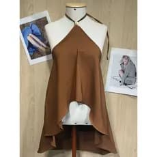 Blusa Feminina  Design Asimétrico para Estilo Moderno e Elegante