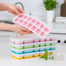 Kit 4 Formas de Gelo Cubo com Tampa Rígida e Fundo Silicone
