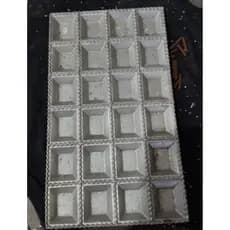 Forma Para Modelar Ravioli Mini Pasteis Massa 24 Cavas