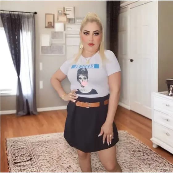 Camiseta feminina branca com escrita deboche Audrey Hepburn feminina branca Baby look feminina camiseta basica com manga