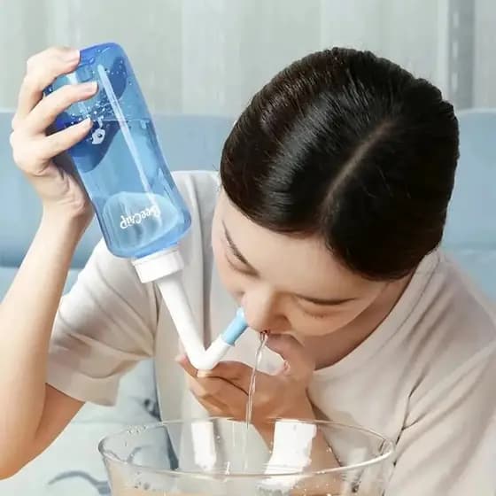 Garrafa para lavagem nasal 300ml com Bico.