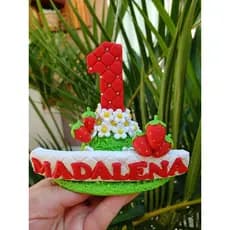 vela em biscuit Moranguinho