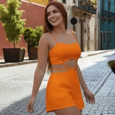 Macaquinho Curtinho Elástico Versátil Moda Feminina Fashion Verão
