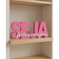 Placa Decorativa 3D Seja Forte e Corajosa | Decoração Cristã para Sala e Quarto | Presente Evangélico