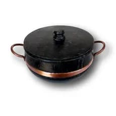 Panela de pedra 2 litros com alça de cobre curada