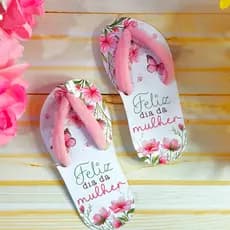Lembrancinha dia da Mulher I Card Chinelinho I Feliz Dia da Mulher - Kits com 12, 24, 48 ou 60 pares