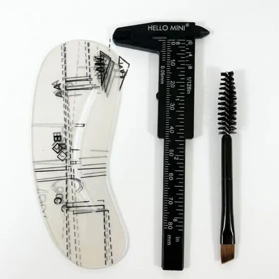 Kit Para a Sobrancelha 3 Itens Para  Manuntenção