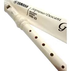 Flauta Doce Germânica Yamaha Yrs-23g Com Capa