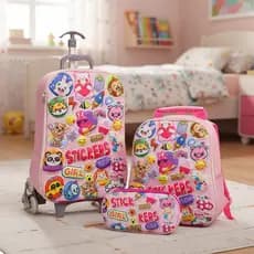 Kit Mochila de Rodinhas Escolar Completo Estojo e Lancheira Dsenho 3D e 3 Rodinhas Versão Premium