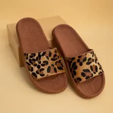 Sandália Chinelo Nuvem Infantil Slide Menina Moda Verão Oncinha Leve Macio Antiderrapante