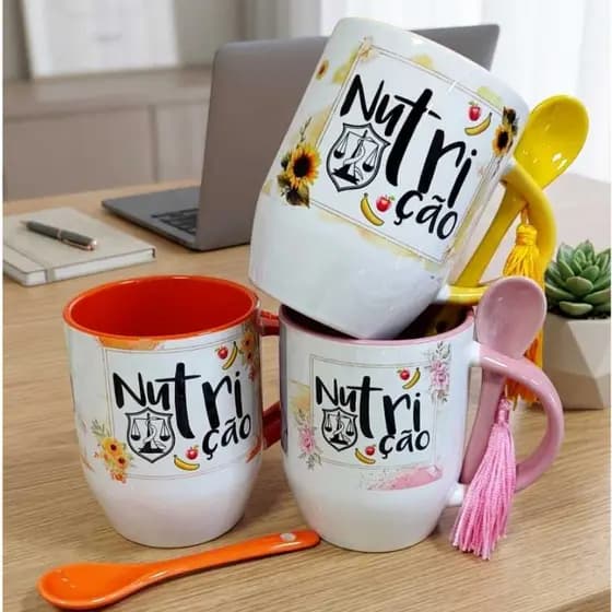 Caneca de Porcelana Com Colher - Curso Nutrição Personalizada Com Nome e Cor De Sua Escolha